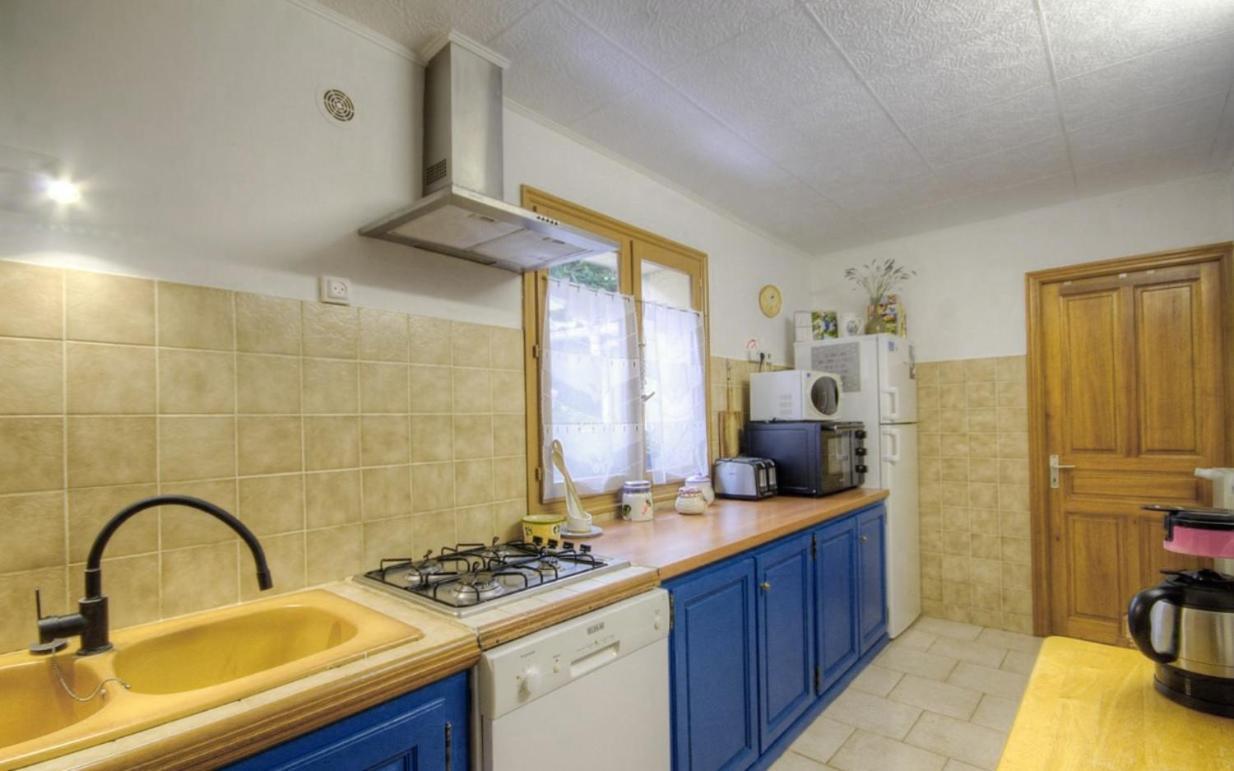 Amon Nos Otes Villa Vezzani Luaran gambar
