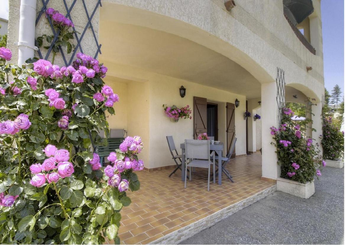 Amon Nos Otes Villa Vezzani Luaran gambar